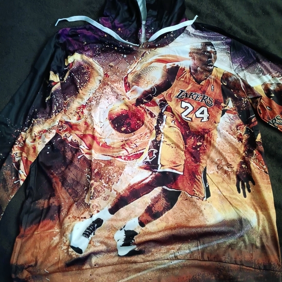 NEW KOBE BRYANT  HOODIE MAMBA FOREVER 2020 - Picture 2 of 16